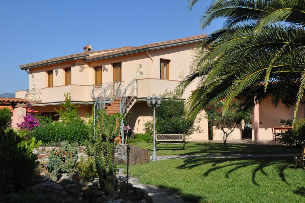 Willa Agriturismo S'Aranada Marrùbiu Zewnętrze zdjęcie